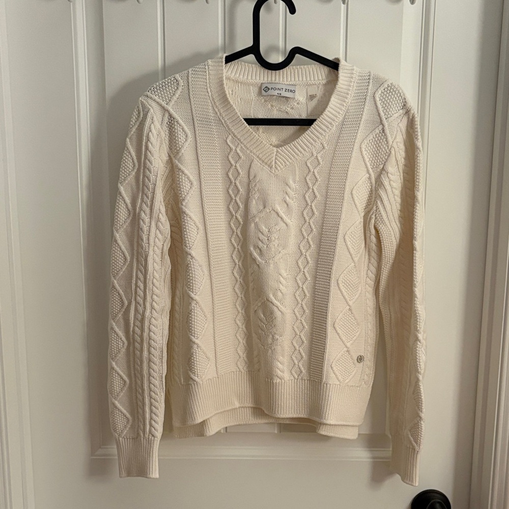 Point Zero Women's Ivory V-Neck Sweater